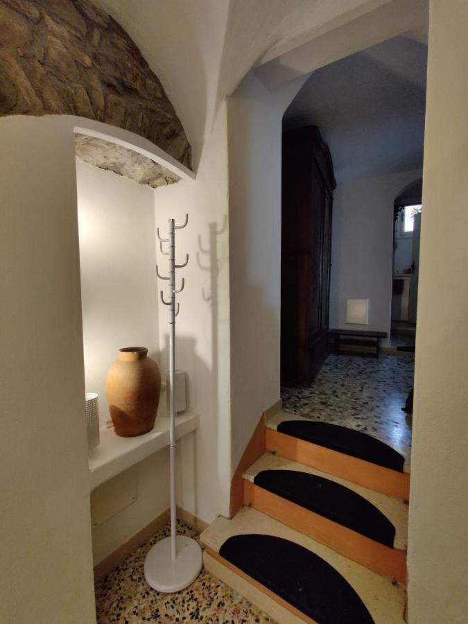 Casa Del Gufo Apartment Perinaldo ภายนอก รูปภาพ