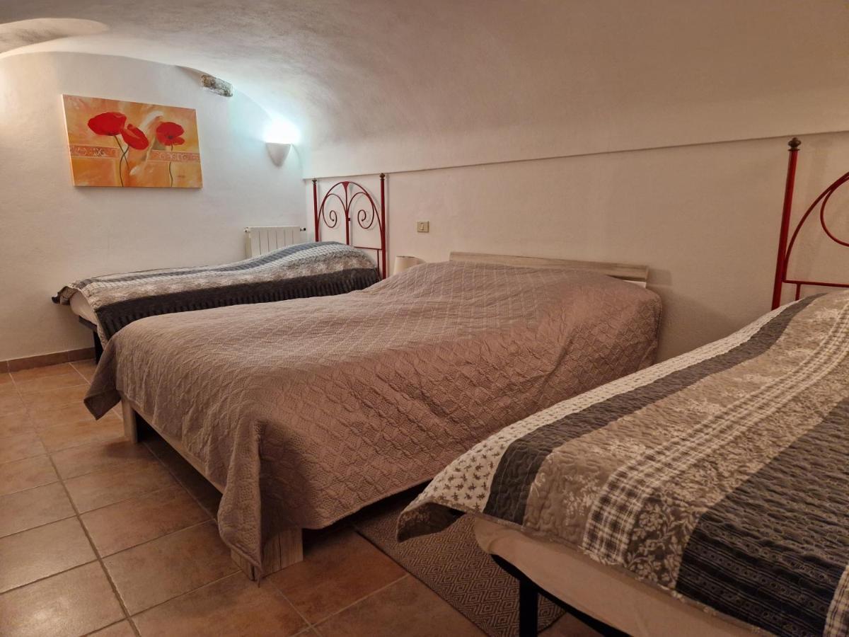 Casa Del Gufo Apartment Perinaldo ภายนอก รูปภาพ